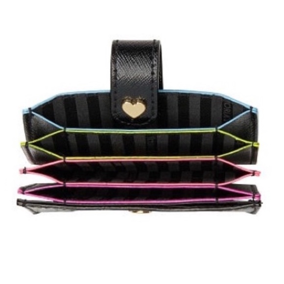 🌈 Victoria’s Secret Rainbow Accordion Card Case - Picture 3 of 7